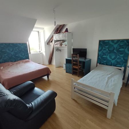 Bienvenue Chez Joelle Et Andre Au 207 Bed & Breakfast Balaze Bagian luar foto